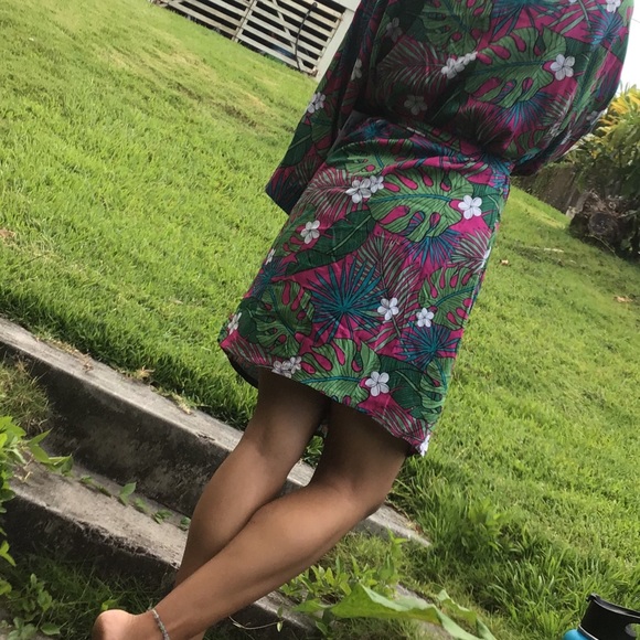 Kimono Hawai’i Asia Robe - Picture 3 of 7